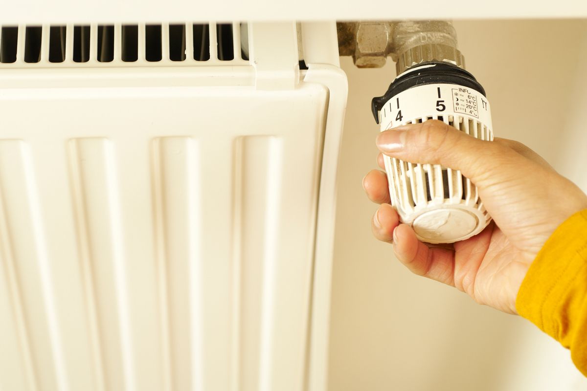 UK Energy Bills Set for Three Year High as Shareholders Profit