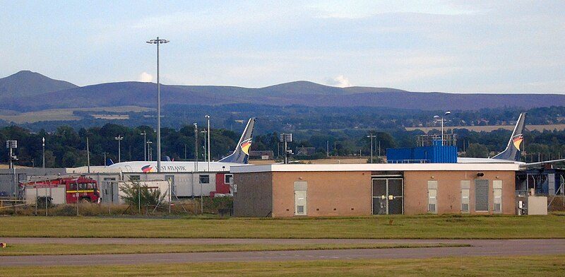 Edinburgh Airport Workers Win Above Inflation Pay Rise